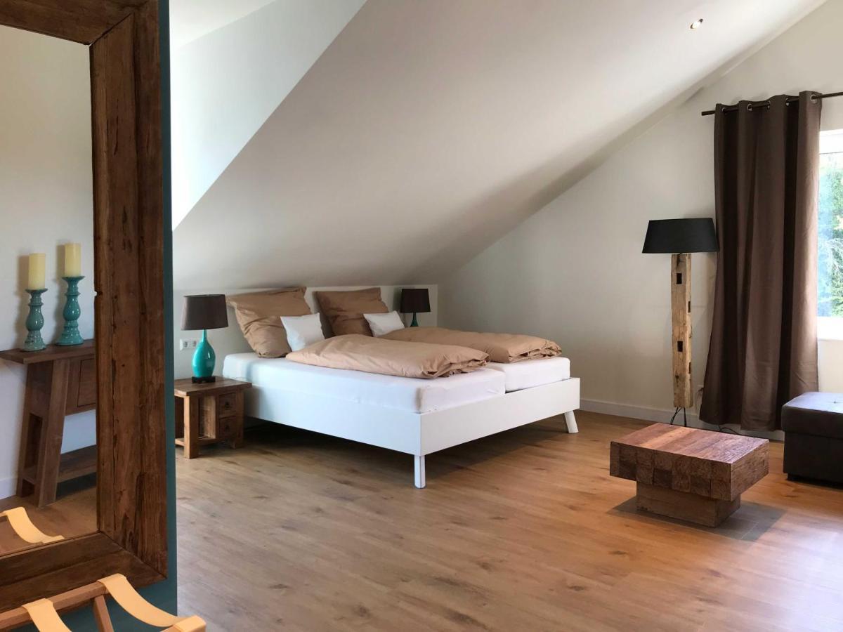 Lauras Weinherberge Leinsweiler Buitenkant foto